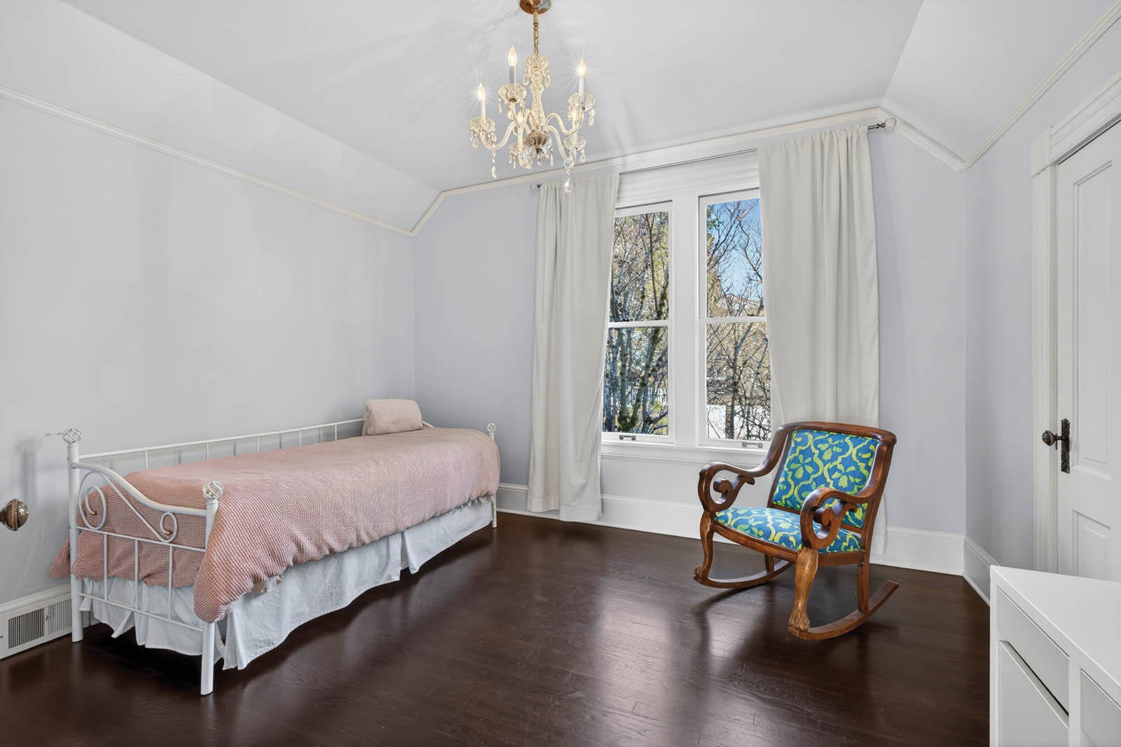 110-806 SW Davenport St - Dec 2025-48