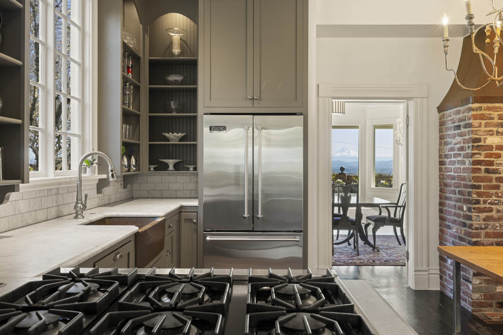 039-806 SW Davenport NEW-64